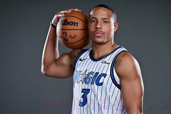 贝恩全场18投9中，三分4中1砍下27分5篮板4助攻2抢断